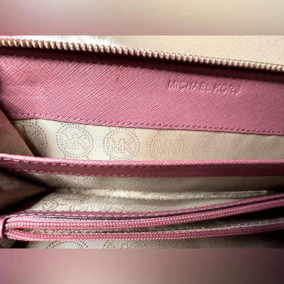 Michael Kors dark pink zip around wallet - Picture 9 of 14